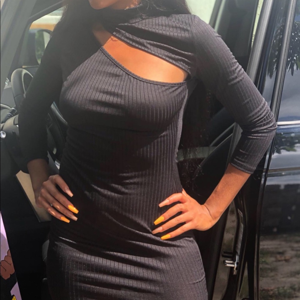 Fitted black dress